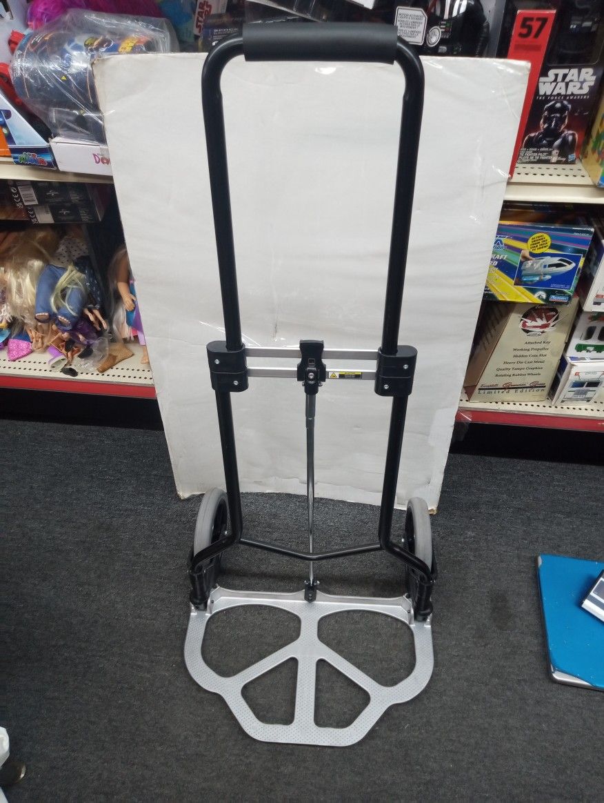 Aluminum folding hand truck