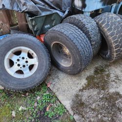 Jeep Alloy Wheels and Tire 