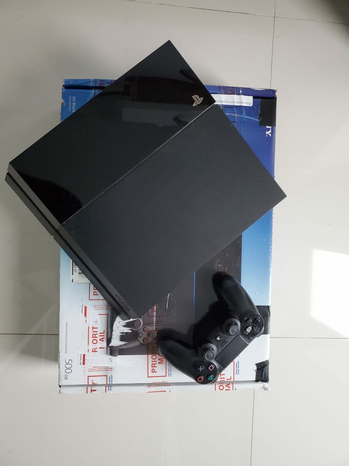 PS4 500 GB PlayStation 4