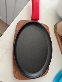 Tramontina Cast Iron Oval Fajita Skillet