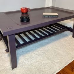 Modern Style Coffee Table 