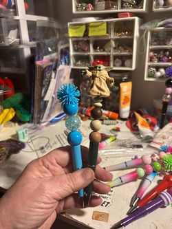 Beaded pompom pens