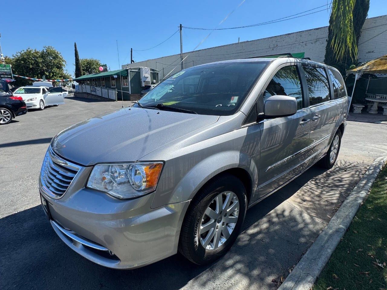 2016 Chrysler Town and Country
