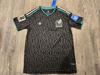 Mexico World Cup Jersey,playera,camiseta,,futbol,soccer,España,Spain,ball,Gilberto Mora,tool,sports,