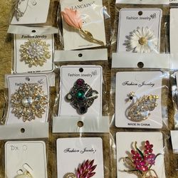 Lot Of New Broaches