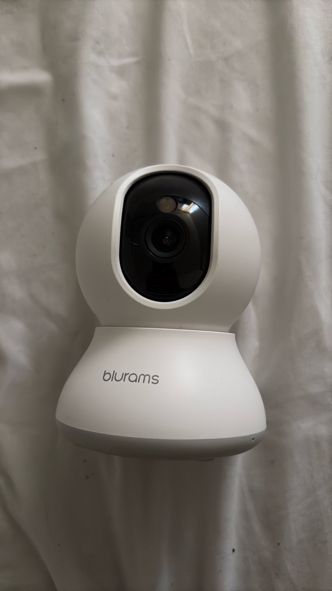 Wifi Blurams pet cam