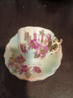 Teacup and saucer