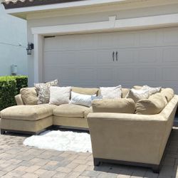 Sectional Sofa With Chaise 