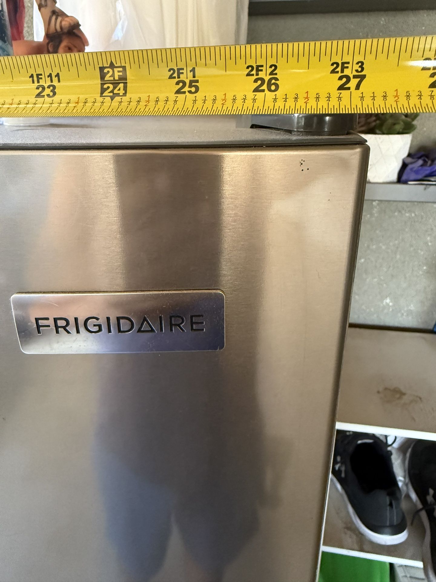 Refrigerator