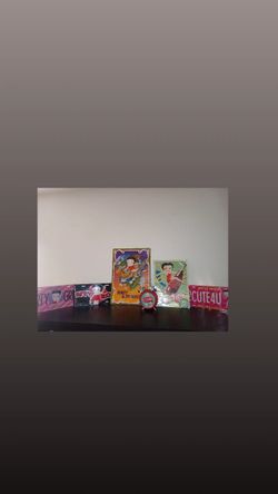 Betty Boop Clock ⏰ And Metal Signs