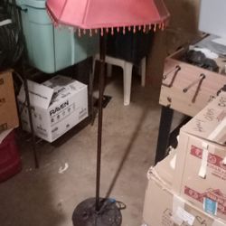 Antique Lamp Red.