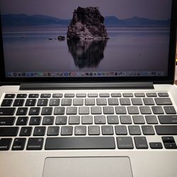 Apple MacBook Pro Retina 2015 13” Laptop