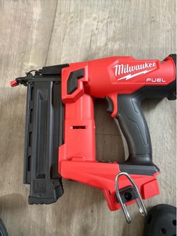 Milwaukee M18 Fuel 18GA Brad Nailer