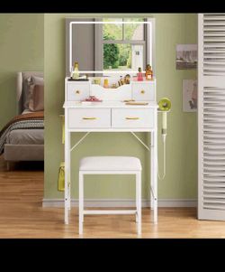 Vanity White