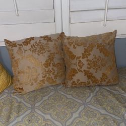 Gold Decor Pillows 
