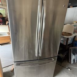 GE Stainless Steel Fridge