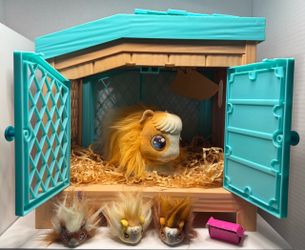 Little Live Pets Mama Surprise Guinea Pig with babies Playset WORKS!