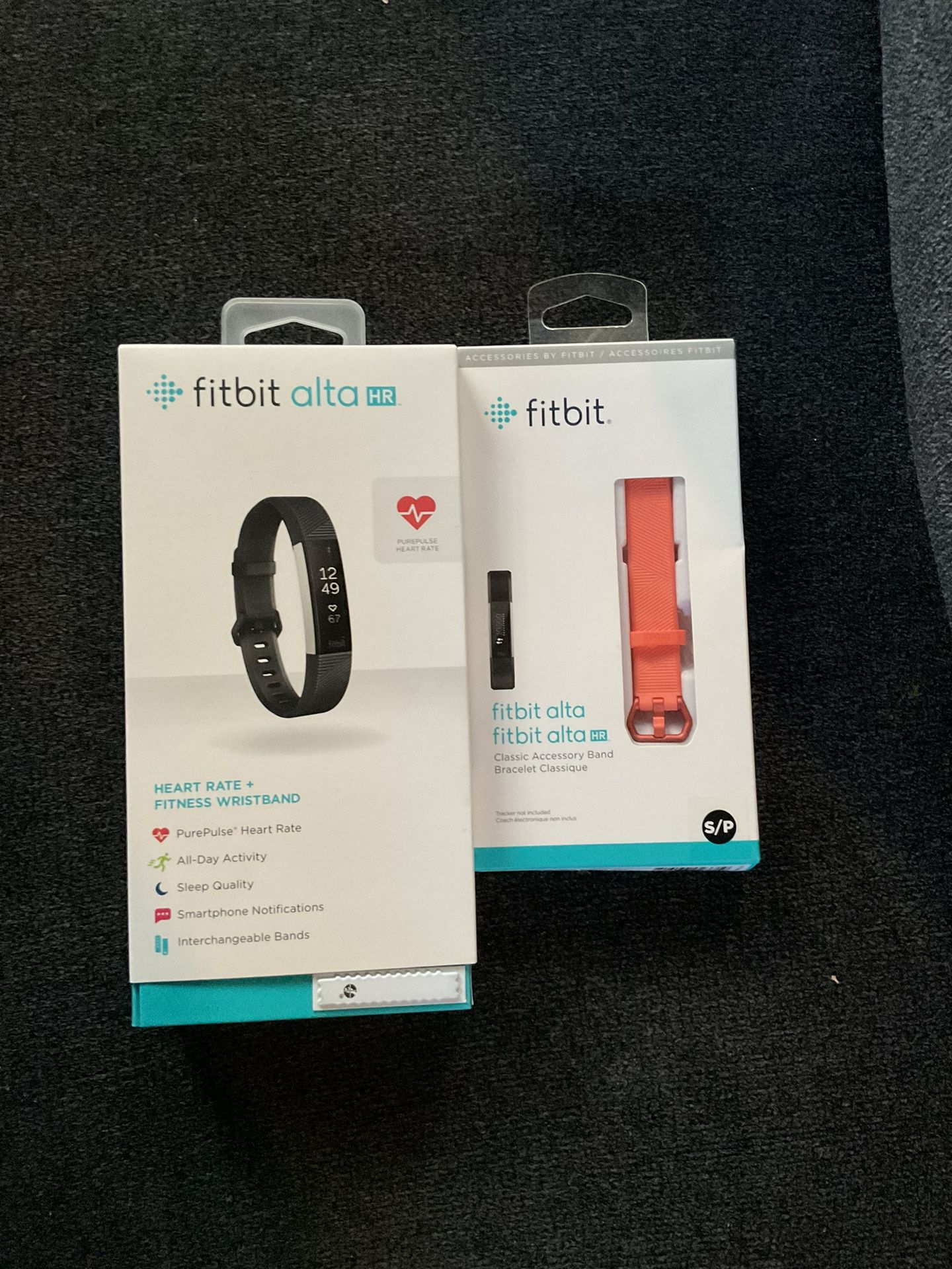 FITBIT Alta HR And Extra Brand 