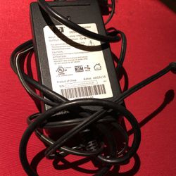 HP AC/DC Adapter 0(contact info removed) Original