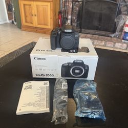 Canon EOS 850D (T8i) DSLR Camera Body (like New)