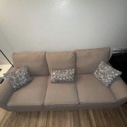 Sofa / Couch