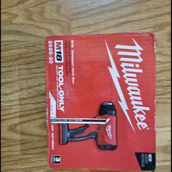 Milwaukee Heat gun 