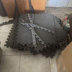 Puzzle Piece Mats 