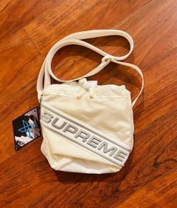 Supreme White Cinch Pouch NWT