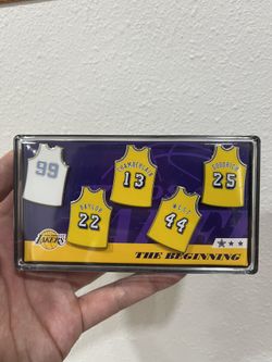 Lakers Pin Set