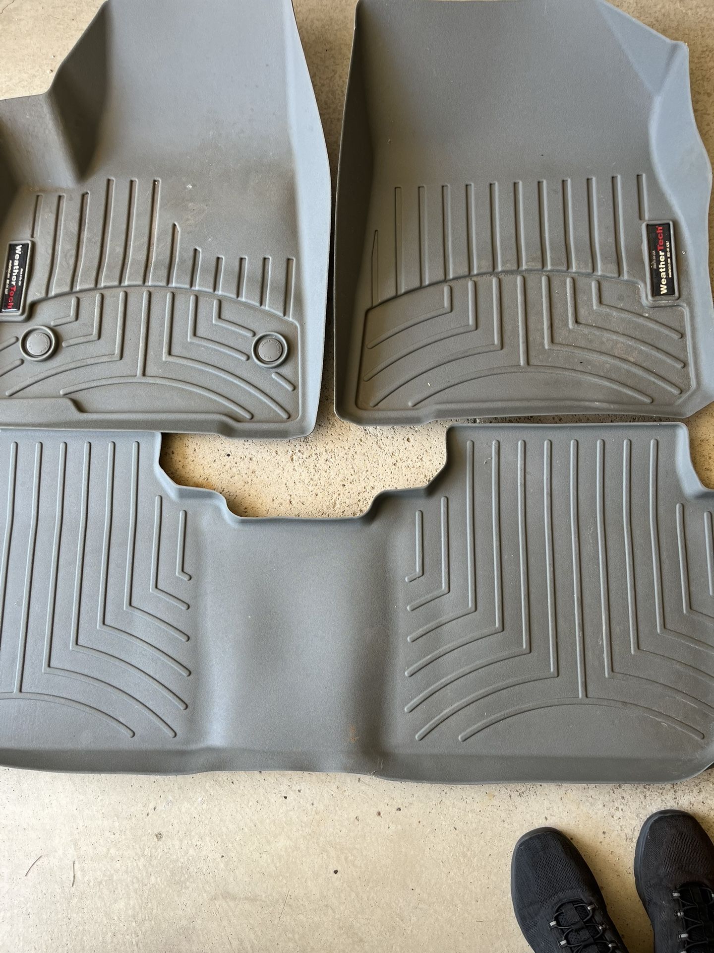 Weather Tech Floor Mats for 2017 Cadillac XT5