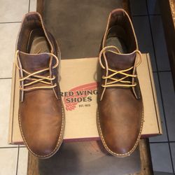 SIZE 8.5 RED WING  SOFT TOE BOOTS BRAND NEW 