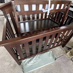 Baby Crib & Changing Table