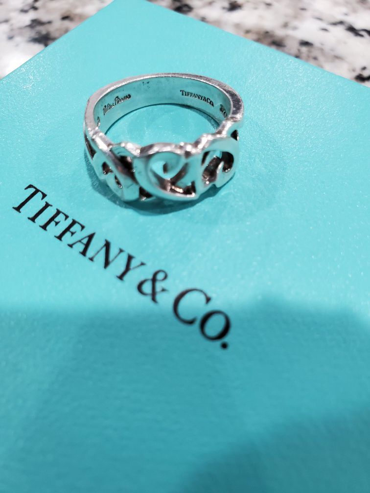 Tiffany &Co. Ring zize 7