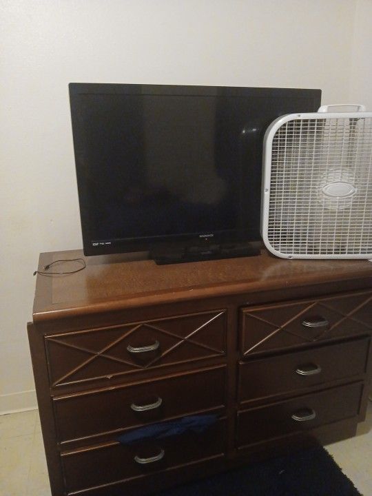 $20 Big TV With Roku Player 