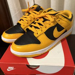 Nike Dunk Low “Golden Rod” Size 9.5