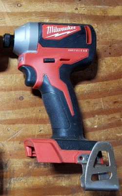 Milwaukee M18 Driver (No Battery)