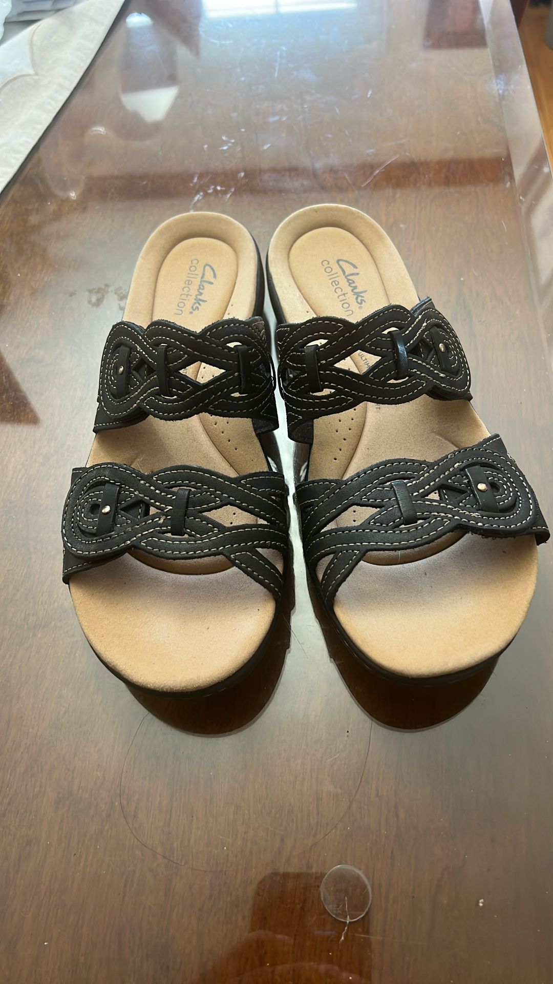 Clark Sandals 9.5