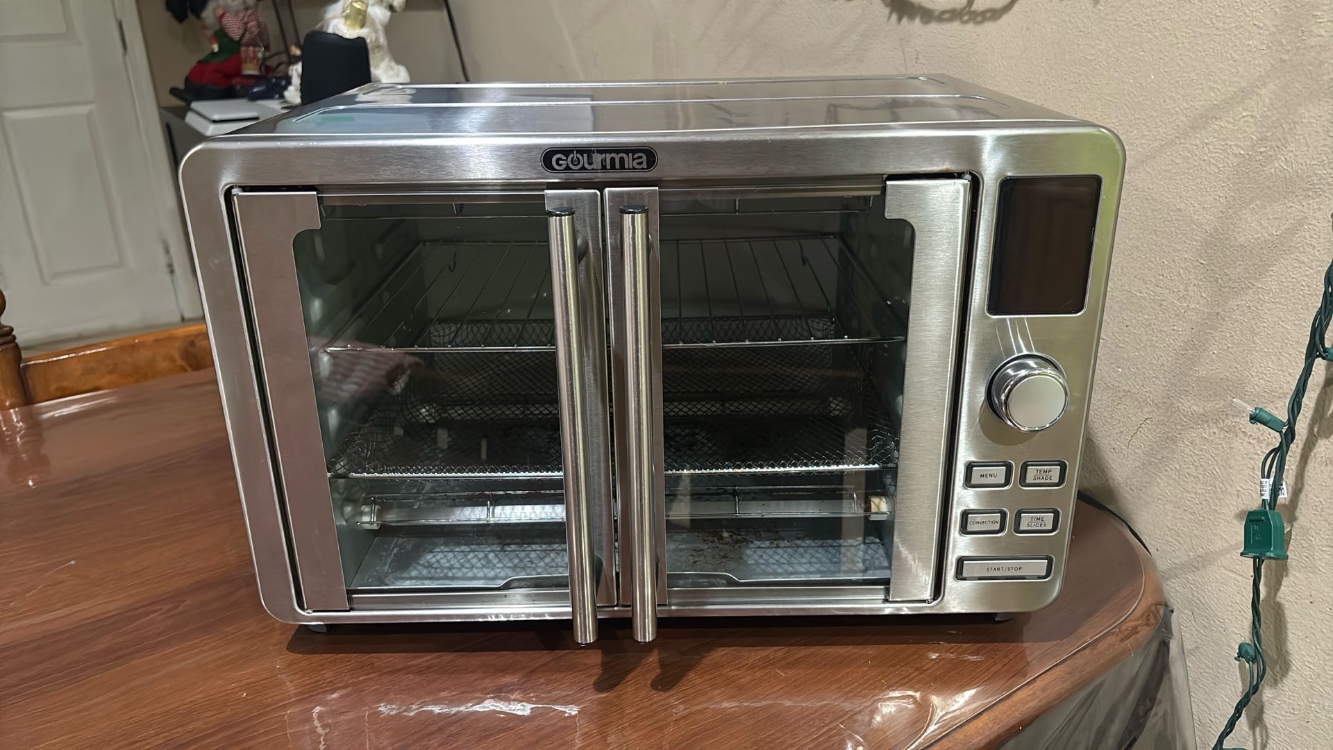Gourmia Digital French Door Air Fryer Oven