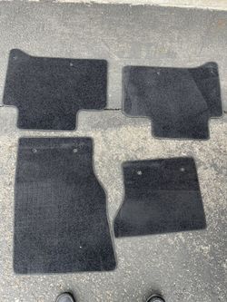 Range Rover LR Sport (2016-2022)Floor Mat Carpet Set Black