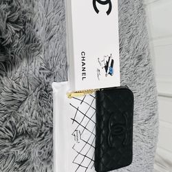 Black Zipper Wallet