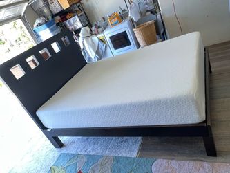 Queen size bed