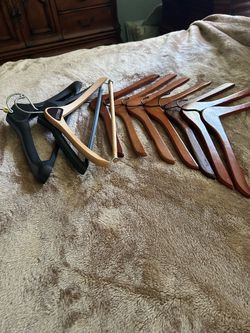 Wood hanger and suit hangers