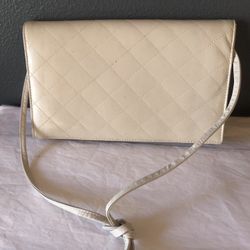 Varon Handbags Vintage NWOT Bone Leather Channel Stitching Shoulder Bag/ Clutch