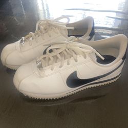 Nike Cortez