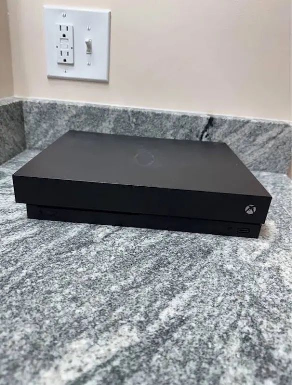 XBOX ONE X FOR SALE / OVER 20 GAMES WITH CONSOLE