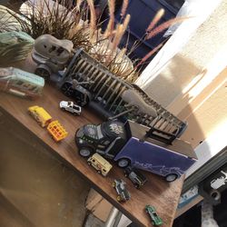Collectible Dinosaur 🦕 Carriers And Car Carrier