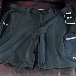 Huk Fish Black Fast Drying Shorts Size XXXL