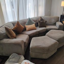 Green Olive Sofa Good Condition No stains