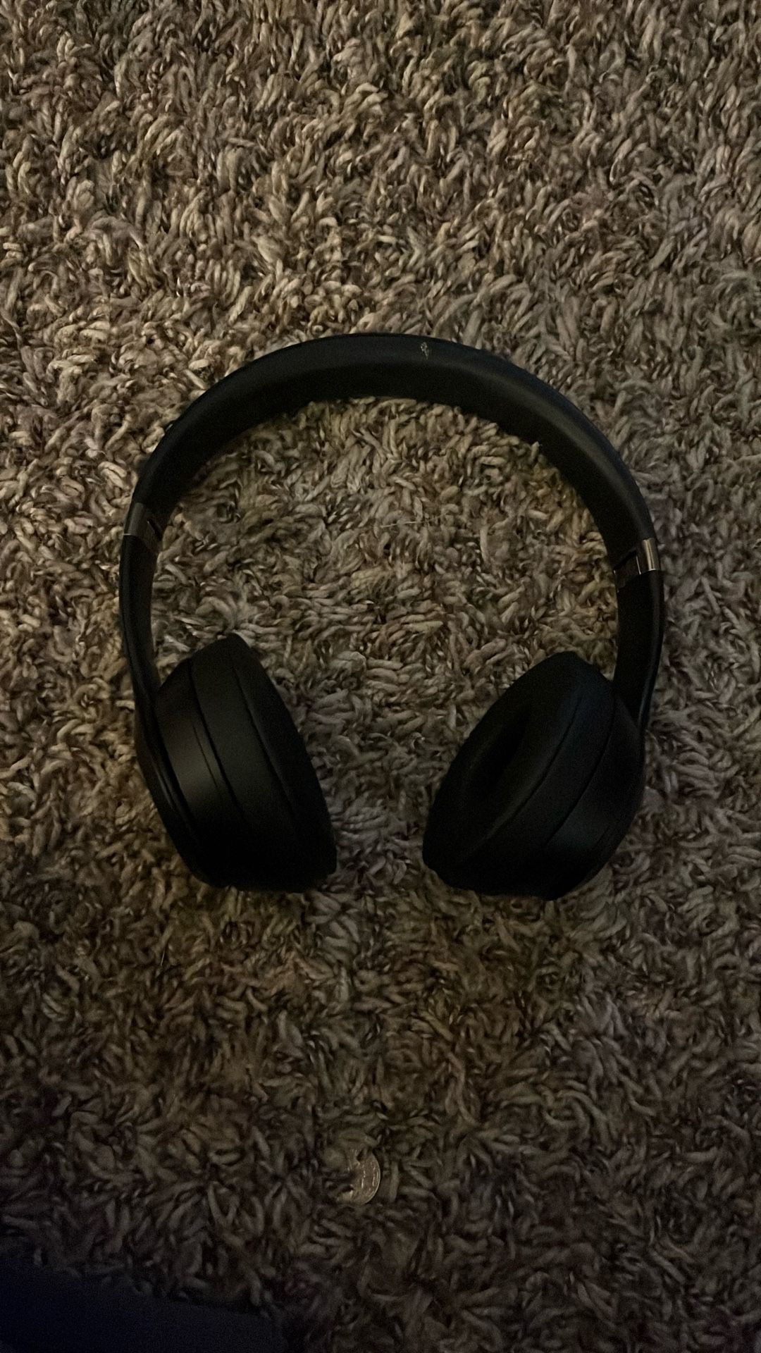 🎧 Beats Studio 4 Wireless Headphones – Great Condition, Premium Sound!