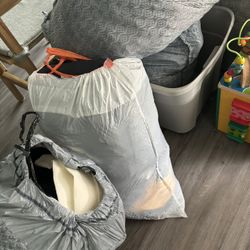 4 Bags Of Clothes - Men And Women